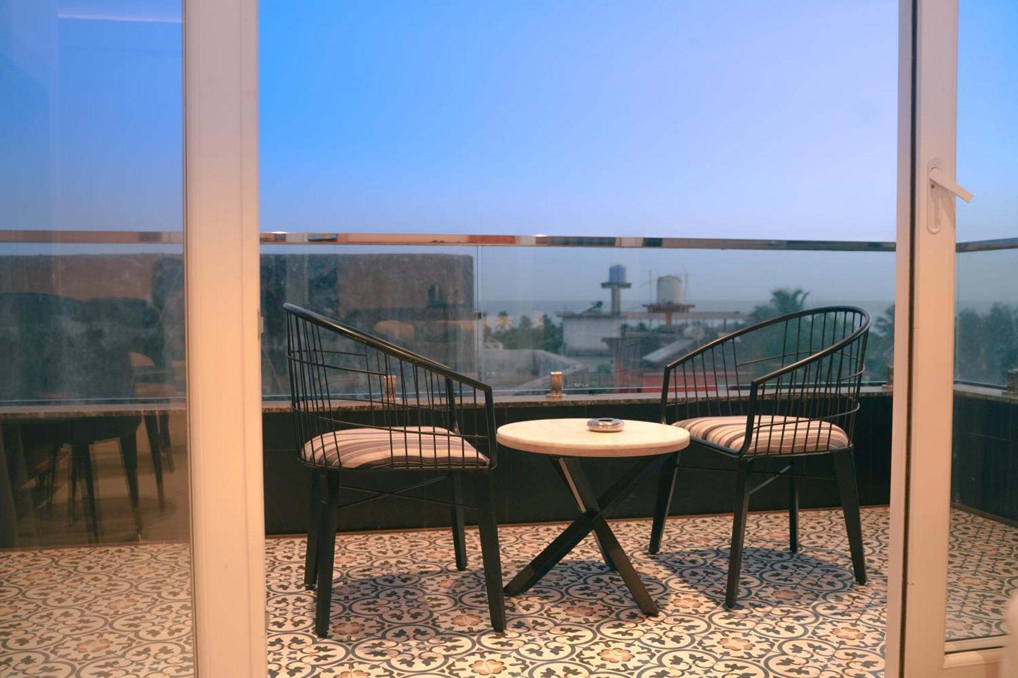 Ariena By Spree Hotels Goa Morjim Luaran gambar
